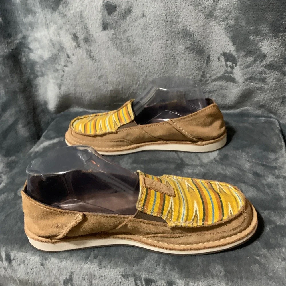 Ariat very good